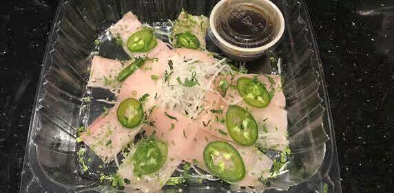 Yellowtail Carpaccio (8 pcs)*